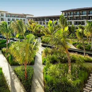 5* Resort Unique Club At Lopesan Costa Bávaro
